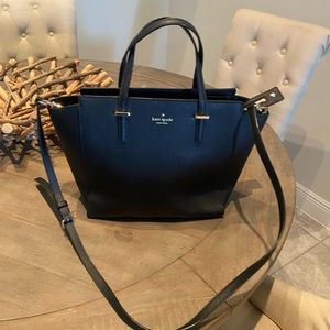 ** Authentic gorgeous black Kate spade purse **